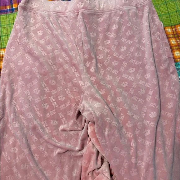 Juicy Couture Pink Monogram Velour Lounge Set - XL - Picture 6 of 9